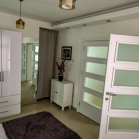 Apartment Mirror *